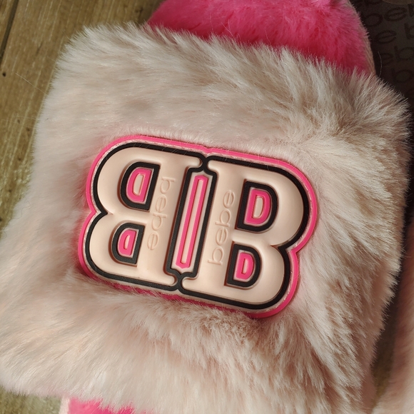 NWT Bebe Pink Fuzzy Women's Memory Foam Slippers Large Size 9 - Picture 13 of 16